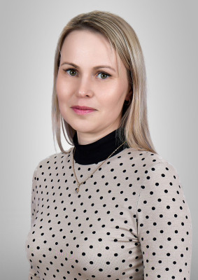 Заместитель заведующего Уткина Регина Шамилевна